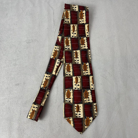 Ermenegildo Zegna Mens Tie Leaf Print Red Silk Necktie 58x3.75 Career‎ Preppy - Picture 3 of 6